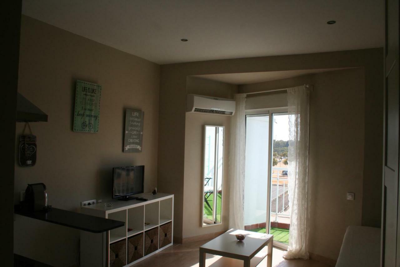 Clb Feria Apartment Sevilla Buitenkant foto