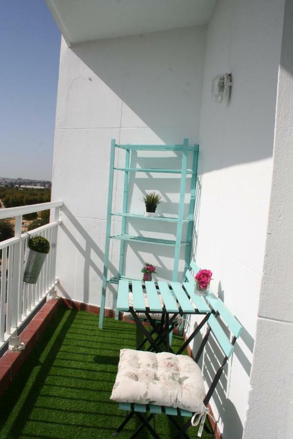 Clb Feria Apartment Sevilla Buitenkant foto